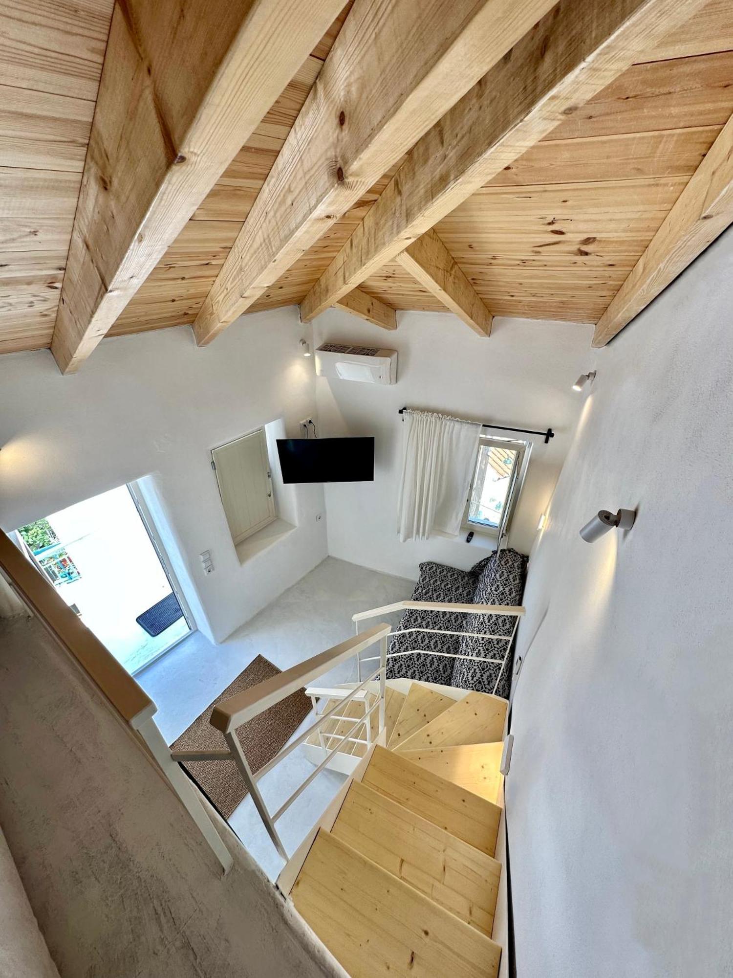 Lythi Kythnos Apartment Bagian luar foto
