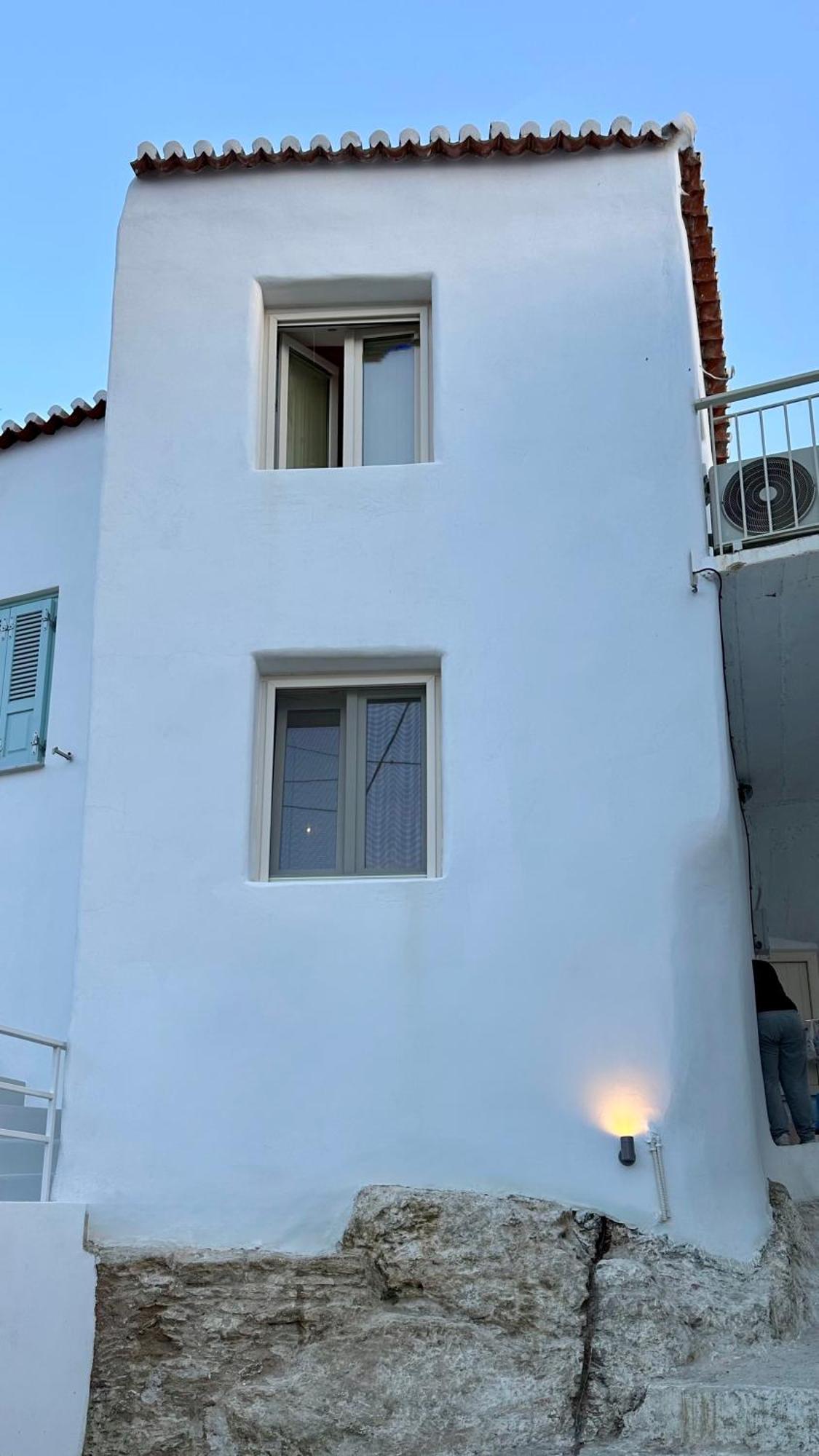 Lythi Kythnos Apartment Bagian luar foto