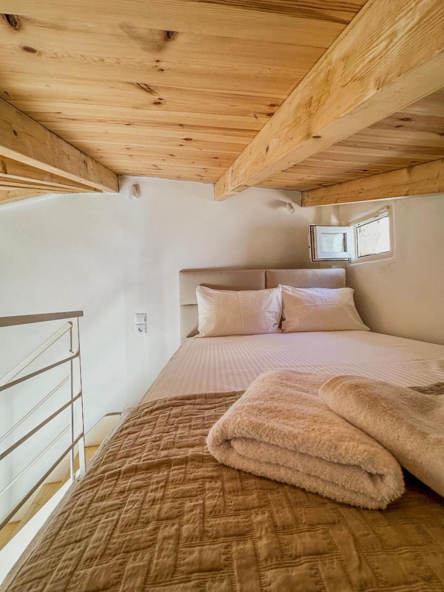 Lythi Kythnos Apartment Bagian luar foto