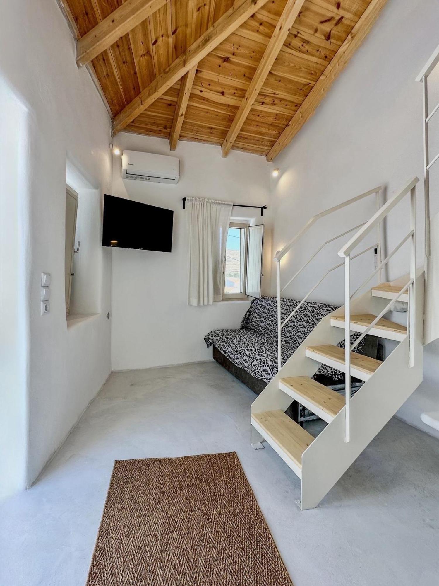 Lythi Kythnos Apartment Bagian luar foto